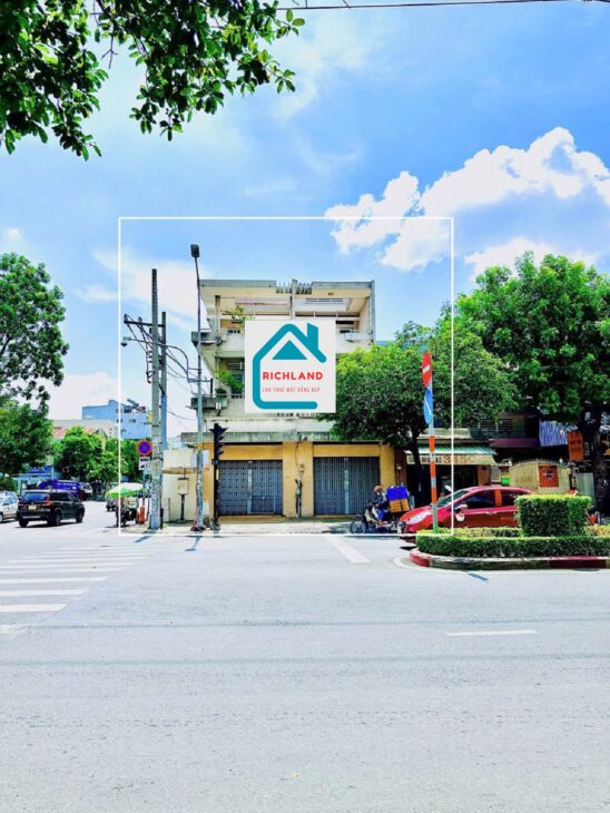 Cho Thuê Nhà GÓC 2MT: 345A-345B Lạc Long Quân + Tống Văn Trân, Phường 05, Quận 11, TPHCM.