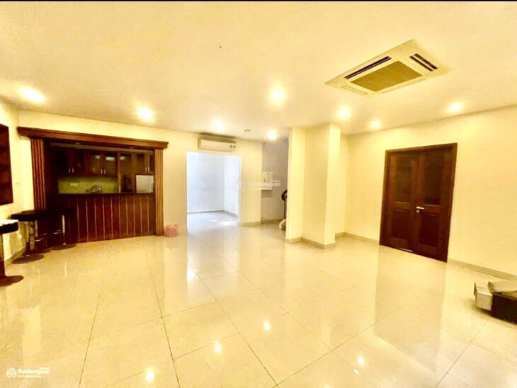 Cho thuê nhà 16 Phùng Khắc Khoan, Quận 1- Diện tích: 12m x 24m. Giá 140 Triệu