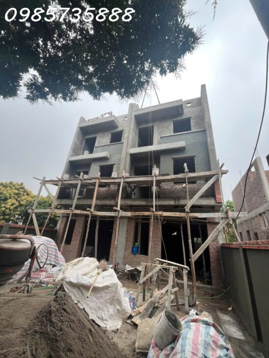 Nhà RỘNG ĐẸP cách AEON Hà Đông chỉ 5km Diện tích 88m2 x 3,5 Tầng – Ô tô ngủ trong sân