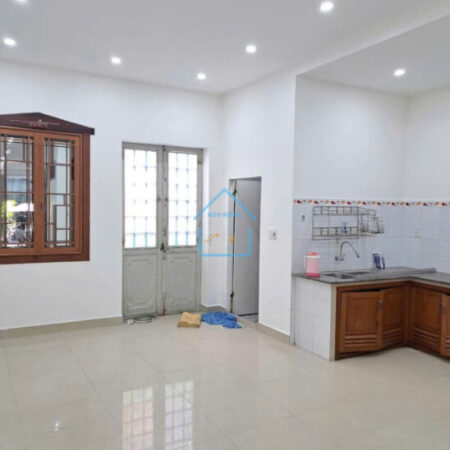 ???? CHO THUÊ NHÀ 3 TẦNG MỚI ĐẸP – 5PN – MẶT TIỀN ĐƯỜNG 7.5M ????