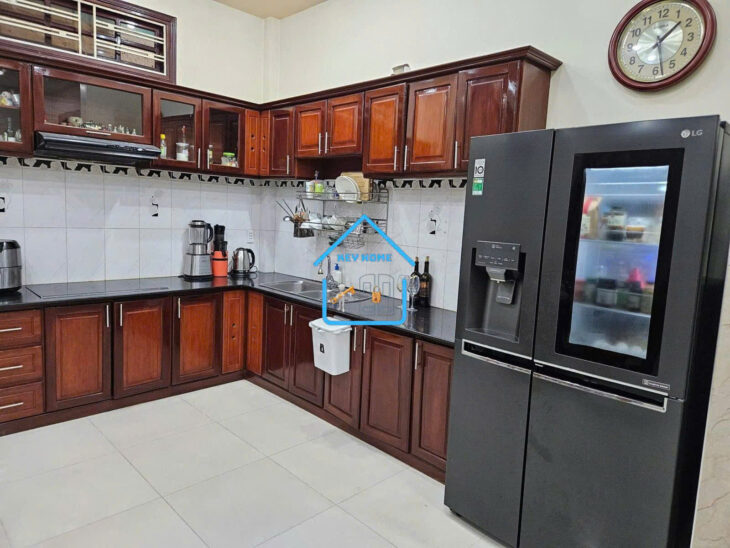 🌿 CHO THUÊ NHÀ 3.5 TẦNG – SÂN VƯỜN RỘNG – FULL NỘI THẤT CAO CẤP 🏡✨