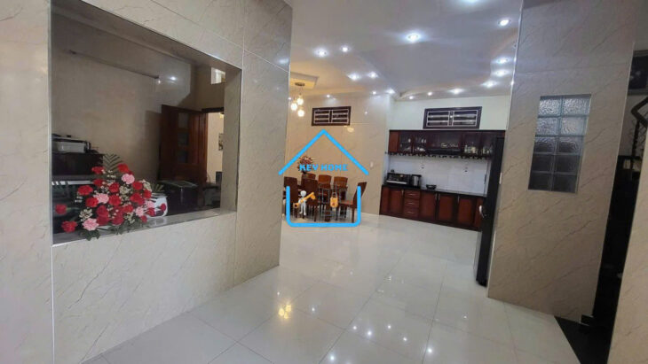 🌿 CHO THUÊ NHÀ 3.5 TẦNG – SÂN VƯỜN RỘNG – FULL NỘI THẤT CAO CẤP 🏡✨