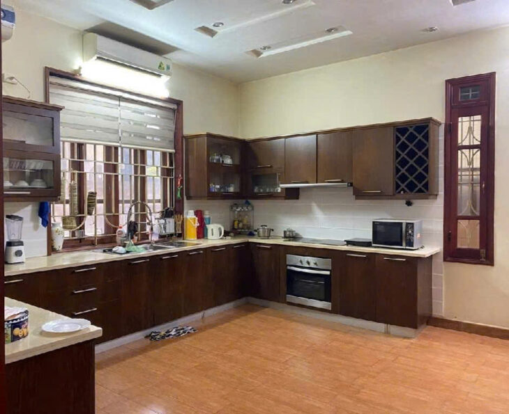 BÁN GẤP! Biệt thự đơn lập Trung Văn – 170m², 5 tầng, có hầm, V.hè ô tô tránh, giá 44 tỷ