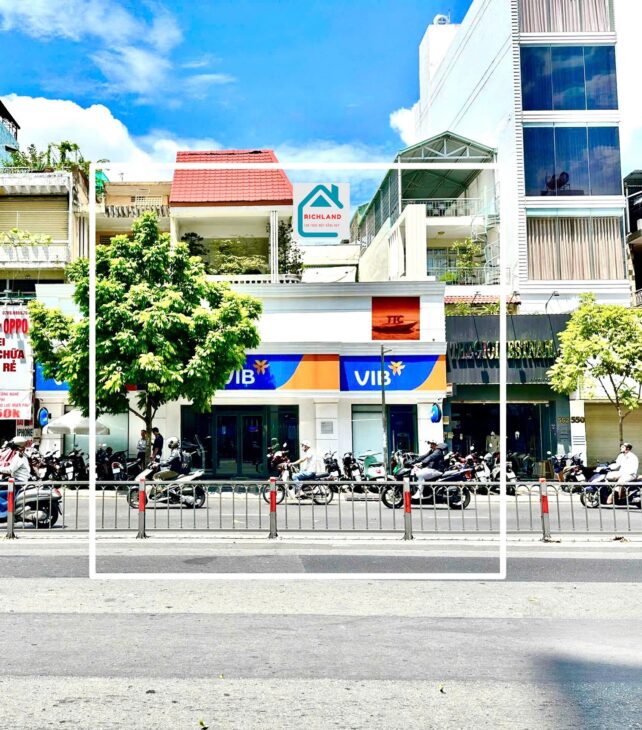 Cho thuê nhà 417 Điện Biên Phủ + Cao Thắng, Phường 4, Quận 3. Giá 149 triệu