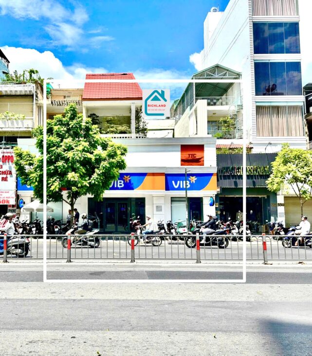 Cho thuê nhà 417 Điện Biên Phủ + Cao Thắng, Phường 4, Quận 3. Giá 149 triệu