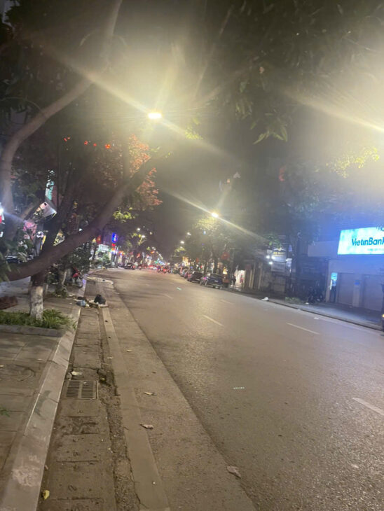 bán đất mặt phố MINH KHAI-DƯƠNG VĂN BÉ, lô góc, mặt tiền to 10m,siêu hiếm chỉ hơn 200 triệu/m