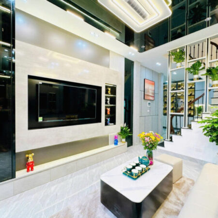 NHÀ ĐẸP KIM GIANG KIM GIANG 35M 5 TẦNG GẦN Ô TÔ TRƯỜNG CHỢ CỰC HIẾM NHỈNH 6 TỶ SỔ ĐỎ RIÊNG