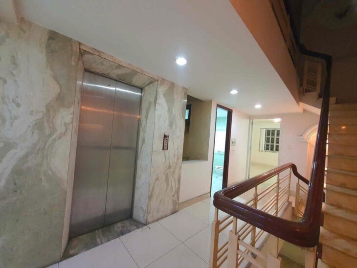 Cho thuê nhà Mặt Tiền 309 – 311 Lê Đại Hành, P. 13, Quận 11-Giá 100 Triệu