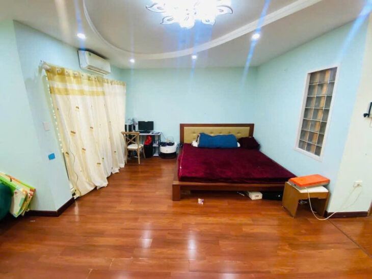 Bán nhà HOÀNG CẦU – TRẦN QUANG DIỆU, PHÂN LÔ – Ô TÔ TRÁNH – MẶT TIỀN QUYỀN LƯC