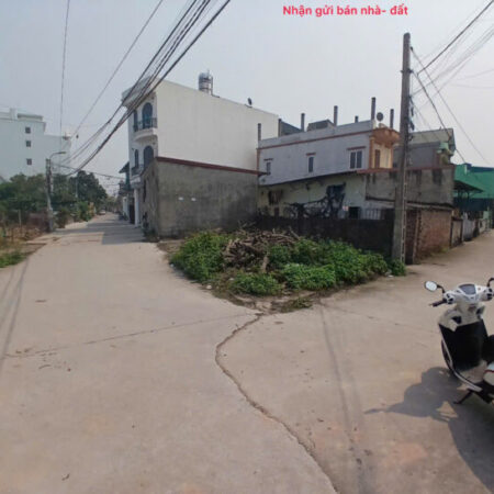 Đất đẹp Quang Minh, Mê Linh. Lô góc, 2 mặt tiền, cạnh siêu thị Mê Linh Plaza, đường cao tốc. Đất đẹp Quang Minh, Mê Linh. Lô góc, 2 mặt tiền, cạnh siêu thị Mê Linh Plaza, đường cao tốc.