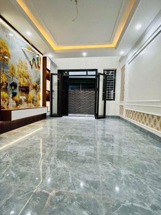 BÁN GẤP NHÀ LÊ VĂN LƯƠNG LÔ GÓC 33M, 5T, TẶNG NỘI THẤT XỊN, 7.5 TỶ.