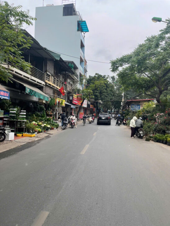 CẦN BÁN ĐẤT MẶT PHỐ HOÀNG HOA THÁM, 2 mặt tiền, 2 mặt phố, 75m, mặt tiền-hậu trên 5m, 21 tỷ