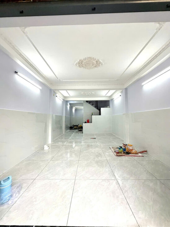 Bán nhà Hiệp Bình Phước – 3 Tầng BTCT – Hoàn công – Đường oto.