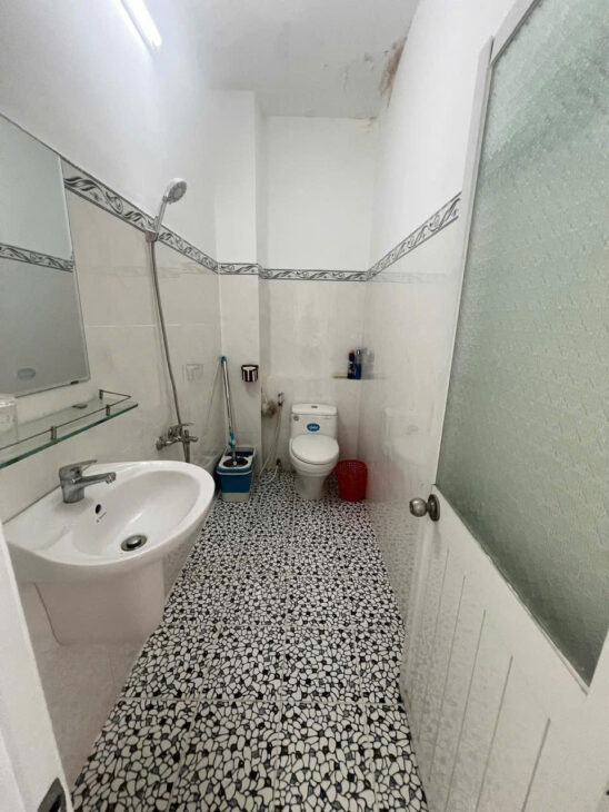 RẺ NHẤT KHU VỰC – Nhà mới 4 tầng Hiệp Bình Chánh – Hoàn công chuẩn – Hẻm xe hơi – Nhỉnh 5 tỷ