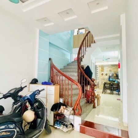 BÁN NHÀ TẢ THANH OAI, THANH TRÌ, 20M RA Ô TÔ, TRƯỚC NHÀ THOÁNG SÁNG, 34M2, 5.5 TỶ BÁN NHÀ TẢ THANH OAI, THANH TRÌ, 20M RA Ô TÔ, TRƯỚC NHÀ THOÁNG SÁNG, 34M2, 5.5 TỶ