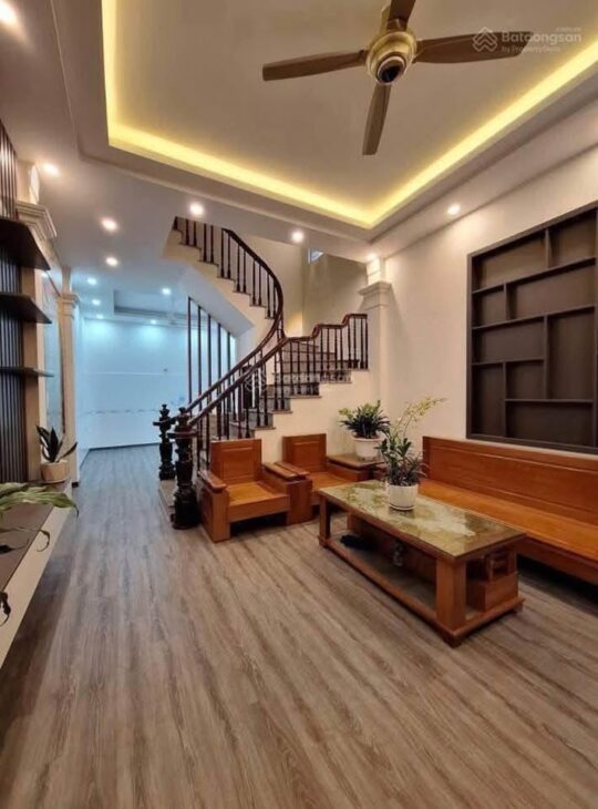 BÁN NHÀ ĐÀO TẤN????50M2 x 3T???? MT 4M???? GẦN PHỐ???? Ô TÔ DỪNG ĐỖ 24/7????NGÕ THÔNG RỘNG