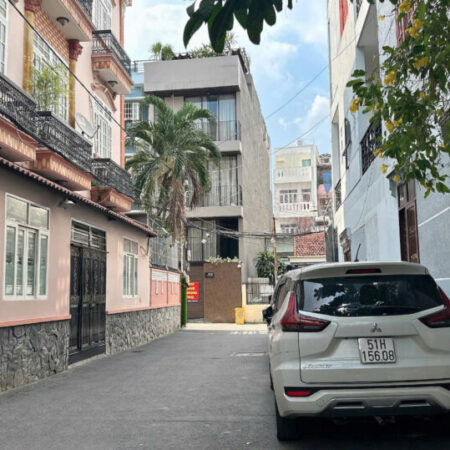 Nhà phố 5 tầng đẹp ngay khu phân lô HXH Lê Văn Thọ 60m2 tặng NT sát CV Làng Hoa 9.3 tỷ.