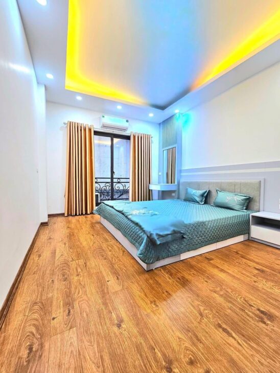 Căn góc phố Tô Vĩnh Diện – 2 mặt thoáng, 4 tầng full nội thất, giá 9.6 tỷ