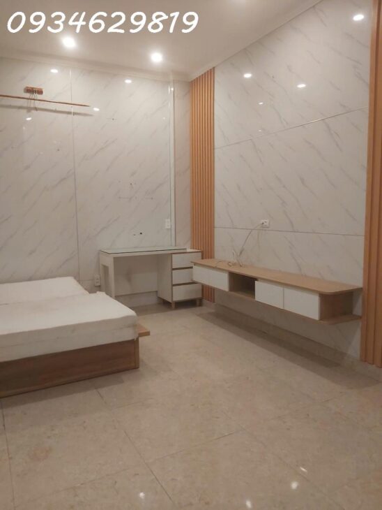 BÁN NHÀ VẠN PHÚC HÀ ĐÔNG Mặt Tiền Rộng – Kinh Doanh – Ô Tô Đỗ Cửa