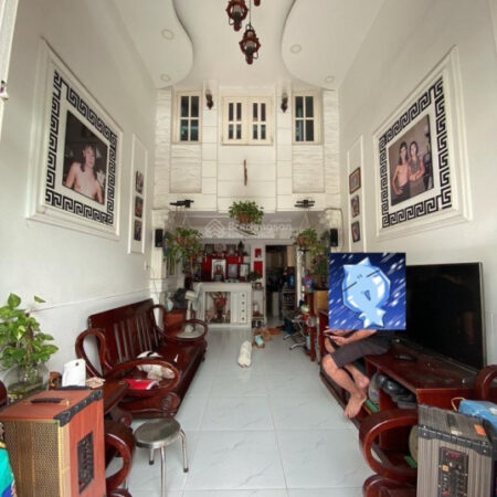 Bán nhà MT 4 tầng Tùng Thiện Vương P. 11 Q8, 50m2 giá 6,5 tỷ