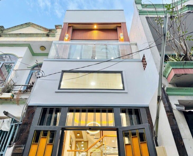 NHÀ TÂN BÌNH, ĐƯỜNG PHẠM VĂN BẠCH – 3 TẦNG – 36M – 3PN – FULL NỘI THẤT – GIÁ CHỈ 4.85 TỶ