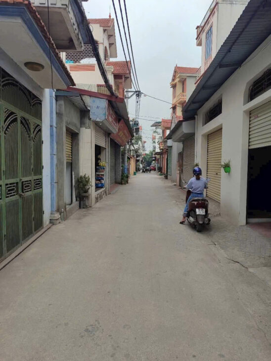 GIÁ SỐC-BÁN NHÀ ĐỨC THƯỢNG, HOÀI ĐỨC, HÀ NỘI-3 TẦNG-3 NGỦ-MẶT TIỀN 4M- Ô TÔ QUA NHÀ-GIÁ 4,6 TỶ