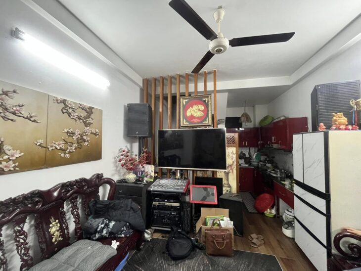 Bán nhà 5 tầng Vĩnh Tuy, HBT, 45m sổ, oto đỗ cửa ngày đêm, giá 11,5 tỷ