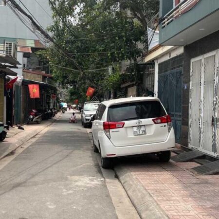 CỰC HIẾM – Nhà Hoàng Đạo Thành-116m2- phân lô – ô tô – kinh doanh – 9,6 tỷ