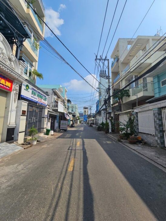 BÁN NHÀ MẶT PHỐ BÌNH HƯNG HÒA A, BÌNH TÂN – 8.7 TỶ – 100M2 – 2 TẦNG, SỔ HỒNG CHÍNH CHỦ