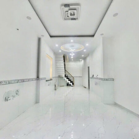 NHÀ MỚI XÂY, VÀO Ở NGAY – 3tầng đúc kiên cố 4PN+3WC – 3,8 tỷ không thương lượng