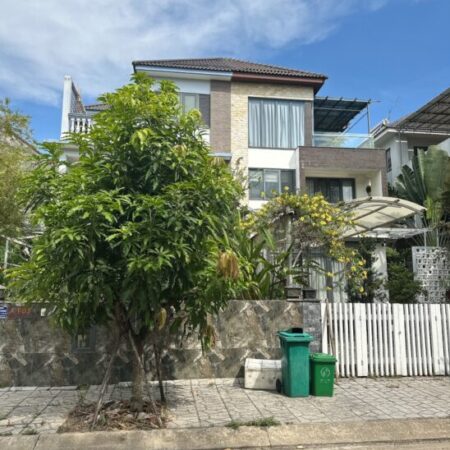 Bán nhà 250m², 3 tầng, 6PN, 7WC, Hiệp Bình Chánh, Thủ Đức – 22 tỷ