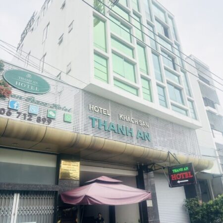 Bán nhà mặt tiền 1 hầm 1 lửng 6 lầu 10x26m giá 33 tỷ Đường Hiệp Thành 45