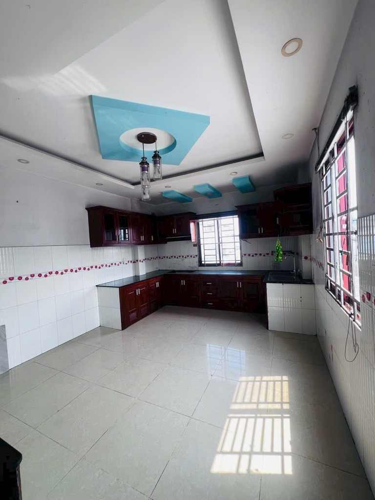 NHÀ MẶT 5 TẦNG – SÁT NGUYỄN ẢNH THỦ – GẦN TÔ KÝ – TRUNG MỸ TÂY, Q12 – VỊ TRÍ CỰC ĐẸP – GIÁ CHỈ CÒN