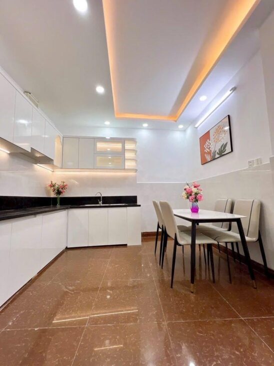 Bán nhà Gò Vấp, Sat hẻm xe hơi Nguyễn Văn Công, 30M² x 3 Tầng, 4 Pn, Full nội thất, SHR, hơn 4 ????