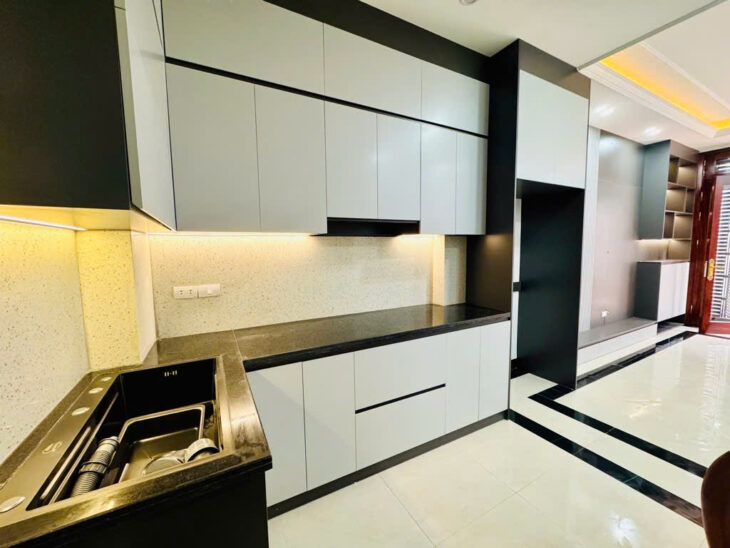 Bán nhà 4 tầng tại trục đường 70 , Quận nam từ liêm , Hà nội