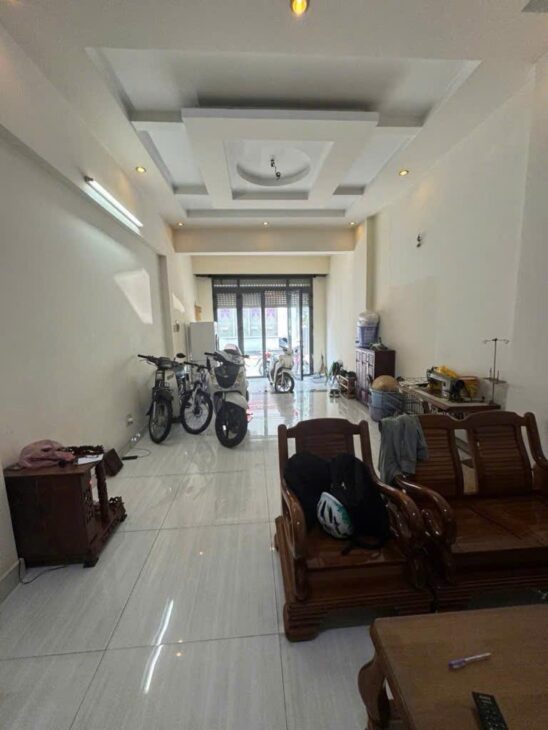 Định Cư Mỹ Nhượng Lại Mặt Tiền 12m Kinh Doanh Đỉnh Q.GÒ VẤP, 4 x 18 x 5 Tầng, (Giá gấp