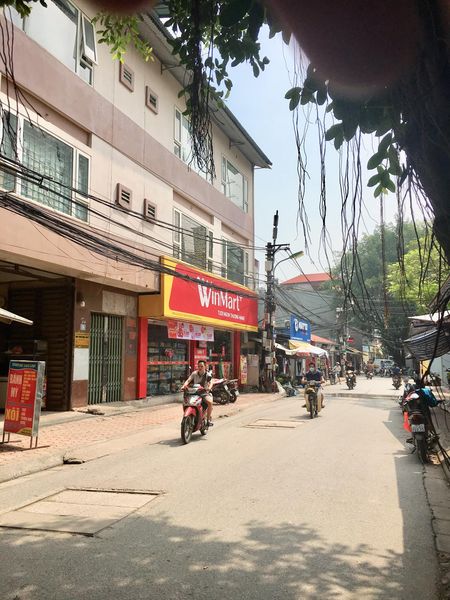 nhà 8 tầng thang máy đường đôi Phú Thượng hàng xóm Ciputra, ô tô vào nhà, dt 80m2, mt 7m, giá chỉ