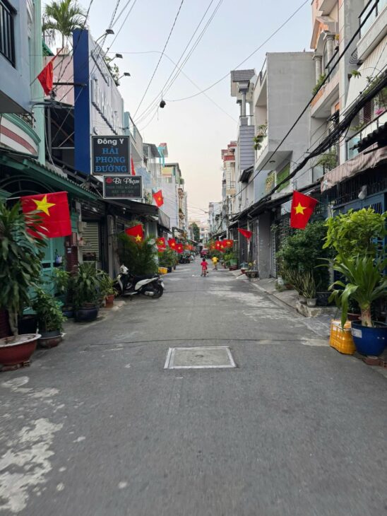 BÁN NHÀ LÊ VĂN QUỚI – BÌNH TÂN – 55M2 – HẺM XE TẢI – VỊ TRÍ KINH DOANH – CHỈ 5.9 TỈ