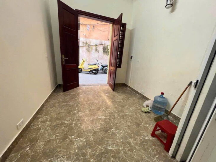 CỰC HIẾM ! HƠN 4 TỶ CÓ NHÀ MẶT NGÕ KINH DOANH KHU TRUNG TÂM ĐỐNG ĐA – HÀNG XÓM VĂN MIẾU – Ô TÔ ĐỖ