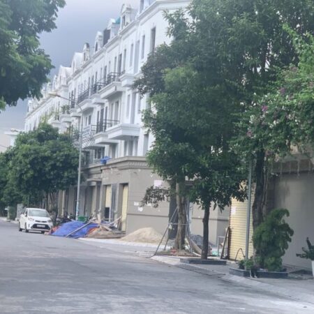 bán đất phân lô khu 31Ha Trâu Quỳ, 495m, mặt tiền 19m, đường nhựa, vỉa hè, gần UBND huyện