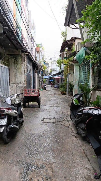 Bán nhà hẻm ba gác, không QH, không LG, Nguyễn Thị Tần Quận 8 giá 3tỷ9 còn thương lượng