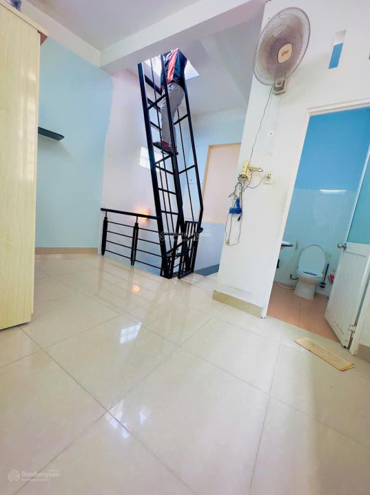 Siêu phẩm ngang 8,2m hoàn công đủ, Lưu Hữu Phước Quận 8, 3,8 tỷ thương lượng