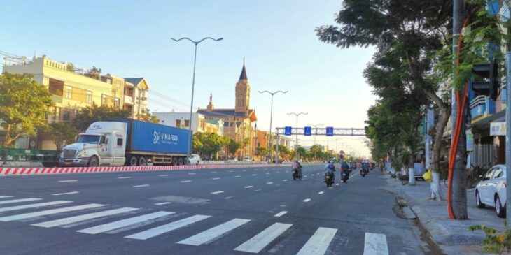 ???? Bán nhà 3 tầng mặt tiền Ngô Quyền đường 48m chỉ nhỉnh 6 tỷ.