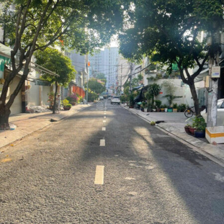 Hàng Hiếm, hoàn công đủ – Nhà mặt tiền Ưu Long giáp Quận 5 giá 13 tỷ nhỉnh