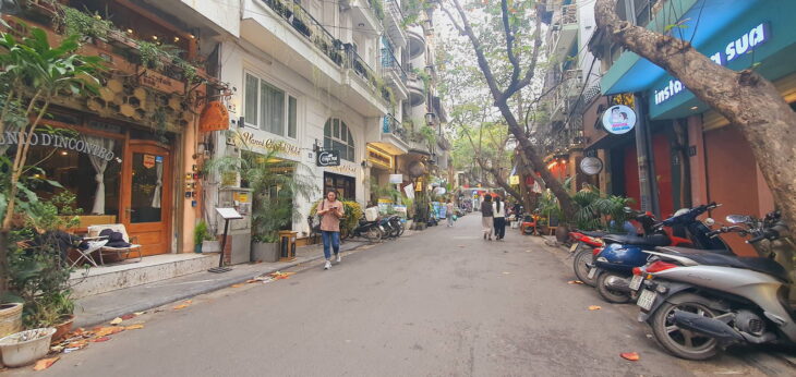 MT 8m2 cạnh Hàng Trống, 49ty, đang cho thuê dòng tiền hấp dẫn