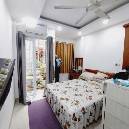 Hiếm!! Bán nhà cực phẩm Hoàng Hoa Thám , Ba ĐÌnh, quy hoạch sát phố , giá chỉ 7.9 tỷ