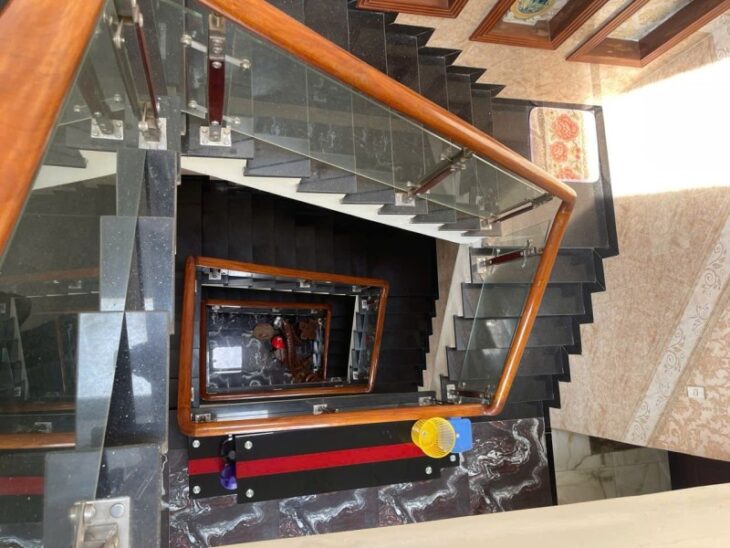 Bán nhà MẶT TIỀN kinh doanh giận dữ,Ngang Khủng 9 mét,giá hót hòn họt