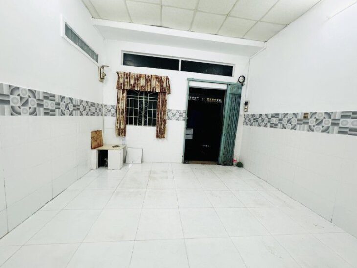NHÀ NGON GIÁ TỐT QUẬN TÂN BÌNH – 24 M2 ( 4 x 6 ) – 2 TẦNG THOÁNG MÁT – HẺM BA GÁC GẦN MẶT TIỀN –