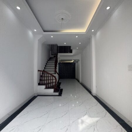 Bán nhà: Ngọc Hồi, Cách bến xe Nước Ngầm 1km, 38m2, 4 tầng, ngõ trước nhà 3m: Gía 5.1 tỷ Bán nhà: Ngọc Hồi, Cách bến xe Nước Ngầm 1km, 38m2, 4 tầng, ngõ trước nhà 3m: Gía 5.1 tỷ