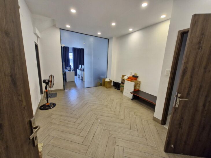 CHỦ Định Cư. CẦN BÁN GẤP, KDC DƯƠNG HỒNG, DT: 100M2(5X20 ), 5 TẦNG, 5PN, 5WC, CHỈ 12.5 TỶ
